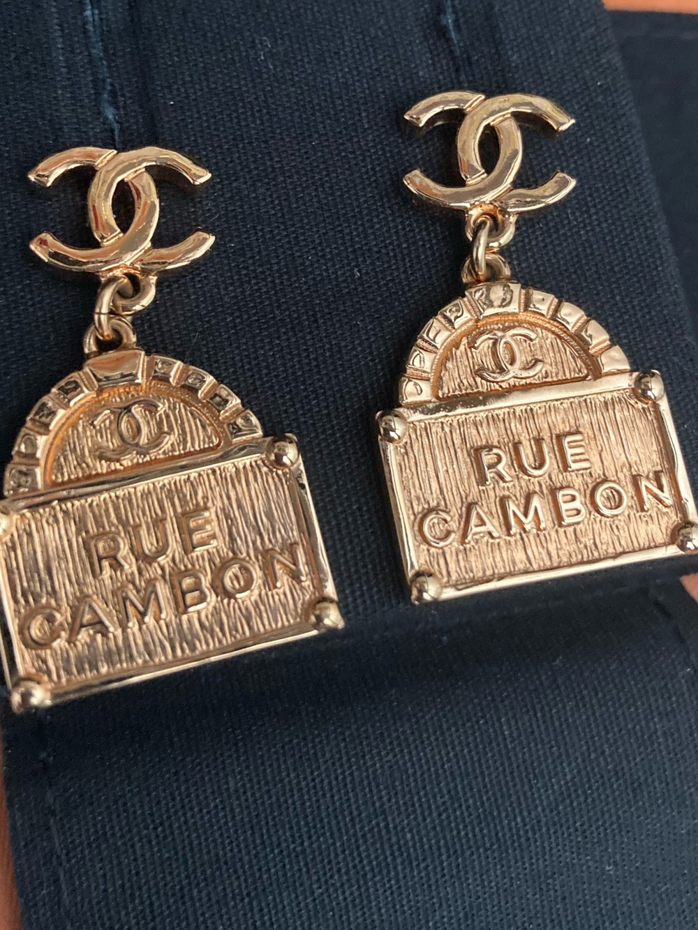 🔥 CHANEL Gold Rue Cambon Logo Drop Earrings